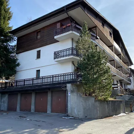 Lägenhet Le Grange Apartments - Direct Ski Access *